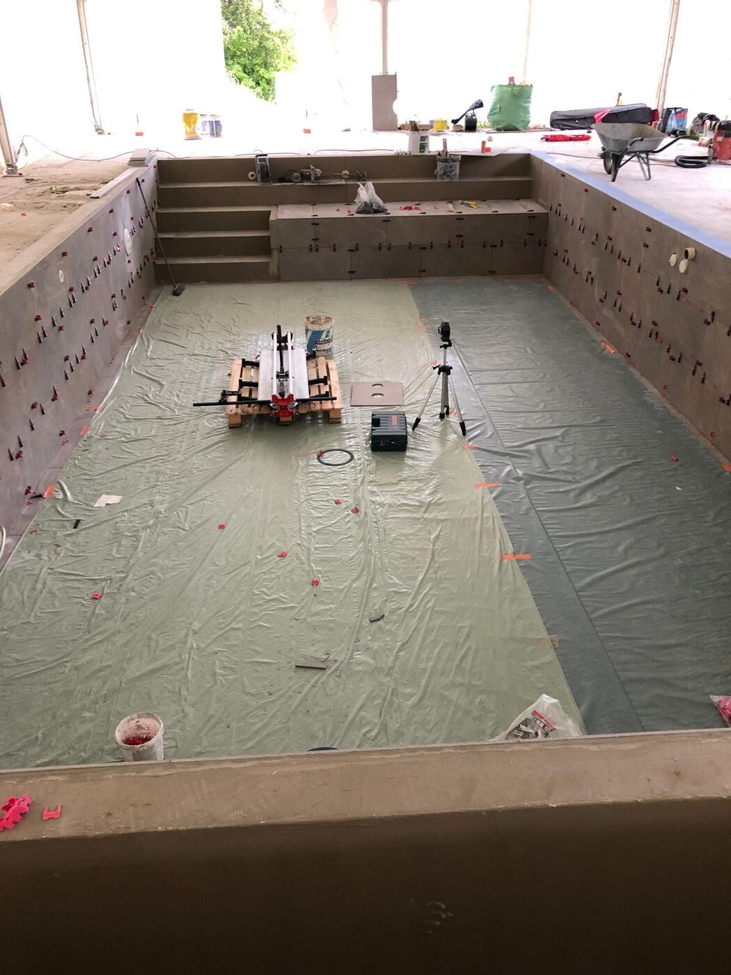 Piscine carrelage et étanchéité